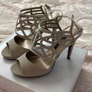 Chic Beige Strappy Heels with Rhinestones